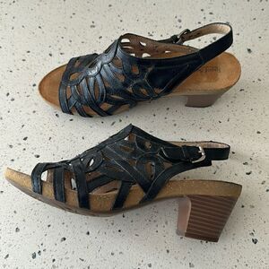 Josef Seibel Women's Ruth Black Leather Cut Out Open Toe Comfy Sandals Size 40